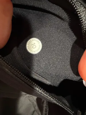 Lululemon Shorts Hotty Hot thumbnail 4