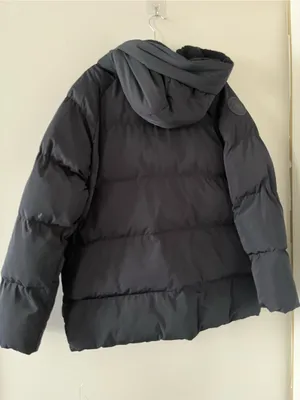Fabletics Womens Black Hooded Puffer Jacket Large Winter Coat Athleisure Travel thumbnail 7