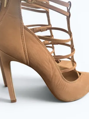 Steve Madden Prazed Caged Pumps Sand Nubuck NWT Sz 7 thumbnail 6