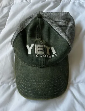Yeti olive green trucker hat  thumbnail 1