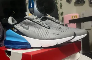 Nike Air Max 270 Shoes 6 womens thumbnail 1