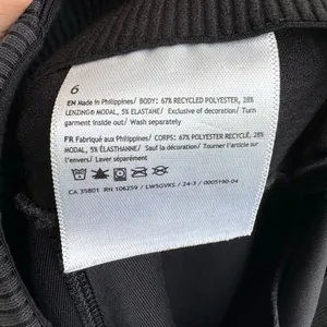 Lululemon Women's Brushed Softstreme Ribbed Zip Flare Pant 33” Black Size 6 thumbnail 6