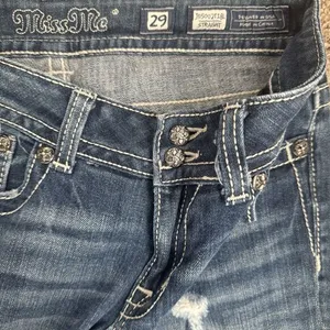 Miss Me Womens Straight‎ Leg Embellished Rhinestone Denim Distressed Jeans Sz 29 thumbnail 8