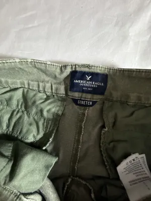 American Eagle Women's Olive Green Midi Stretch Cuffed Shorts Size 0 thumbnail 3