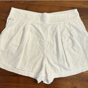 Abercrombie Short thumbnail 1
