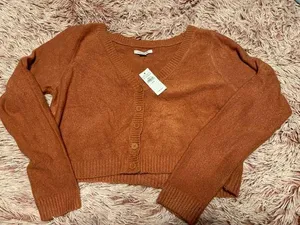 American Eagle sweater thumbnail 1