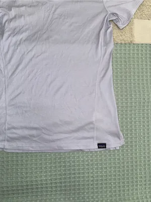 Patagonia‎ Women's Capilene Cool Lightweight Short Sleeve - XS thumbnail 2