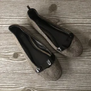 Gap Womens Brown Ballet Flats Sz 7 thumbnail 1