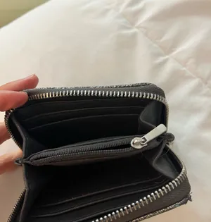 Greg wallet  thumbnail 4