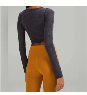 Long sleeve thumbnail 2