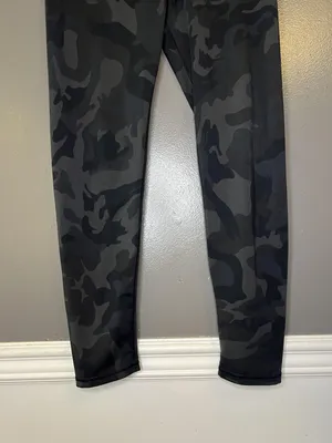 Lululemon Leggings Womens Medium Black Camo High Rise Ankle Yoga Pants Athletic thumbnail 7