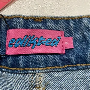 Edikted Heart Pocket Denim Shorts NWT Size S Y2K Coquette Low Rise thumbnail 4
