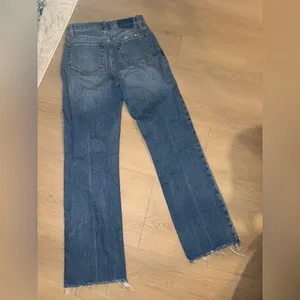 Abercrombie & Fitch Ankle Straight Leg Jeans ultra high rise thumbnail 4