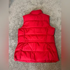 Lands' End Women's‎ Vibrant Red Quilted Vest size small (6-8) thumbnail 3