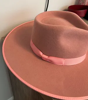 Pink Hat thumbnail 2