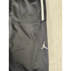 Air Jordan Track Pants Mens XXL Athletic Black White Stripe Ankle Zip Baggy Wide thumbnail 4