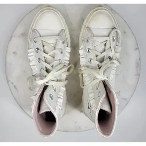 Converse CTAS Lift High Top Platform Leather Ruffle Sneakers Womens 6.5 White thumbnail 8