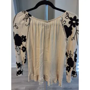 Liv Los Angeles Womens Sz S Black/White Embroidered Flowers Ruffle Tunic Top thumbnail 7