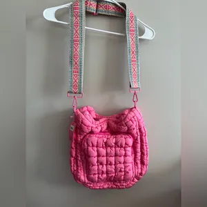 NWT Simply Southern Pink Quilted Shoulder Bag‎ thumbnail 3