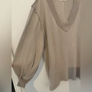 We The Free Asher Thermal Tan Oversized V-neck Long Sleeve Top Size Medium READ thumbnail 4