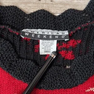 Vtg 90s Sweater‎ Womens Small Red Leaves Scalloped Hem USA Grandmacore Cabincore thumbnail 4
