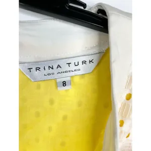 Trina Turk White Eyelet Bell Sleeve A-Line Dress Size 8 Yellow Lining Cotton thumbnail 11