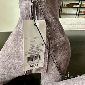 a new day Over-the-Knee Boots in Grey thumbnail 4