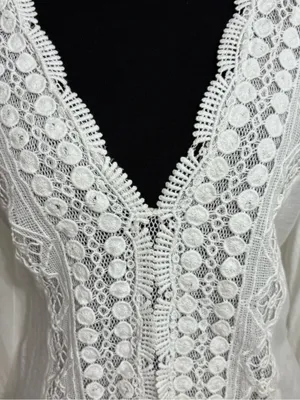 Saks Fifth Avenue women’s white crochet tunic size Large romantic cottagecore thumbnail 2