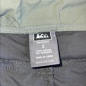 REI Mini‎ Skirt Womens Size 2 Lightweight Embroidered Gray Pockets thumbnail 2