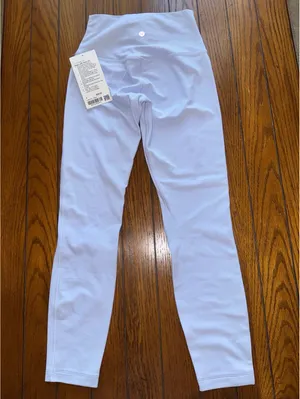 Lululemon Align High-Rise 25” Pastel Blue Size 4 NWT thumbnail 2