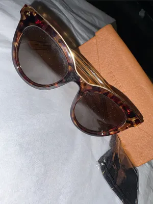 Prive Revaux Women's Tortoiseshell Sunglasses - Brown Lenses thumbnail 2