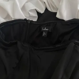 Lulus Evangela Black and White Satin Bubble-Hem Mini Dress size Large thumbnail 2