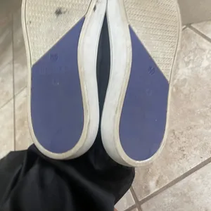 Rothy's The Sneaker Black Knit Slip On Blue Trim Women's Shoes Sz 8 pre‎ owned thumbnail 5