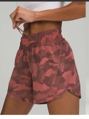 Lululemon track that mid-rise Women's lined brier rose Camo Athletic Shorts 2 thumbnail 1