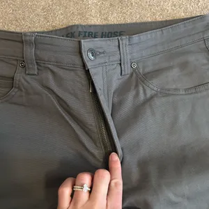 ‼️Duluth Flex Fire Hose Relaxed Fit Cargo Work Pants‼️ thumbnail 4