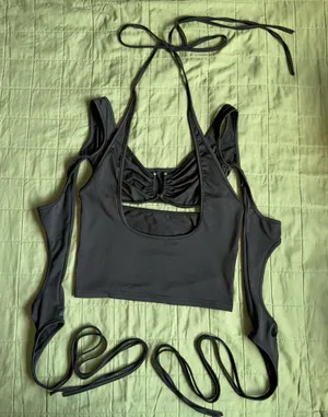 Black Cut Out Top thumbnail 1