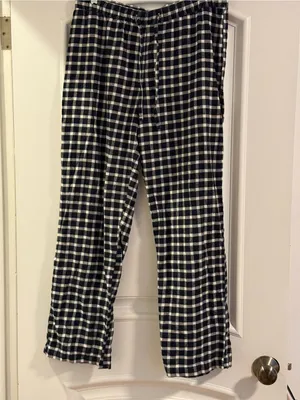 GAP Black & White Plaid Women’s Button-Up Pajama Set SZ M thumbnail 4