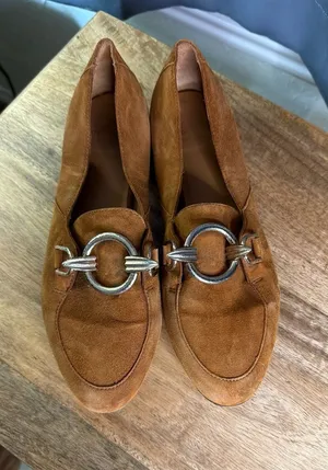 Sézane Andréa Loafers in Camel Suede with Gold Buckle Detail thumbnail 1