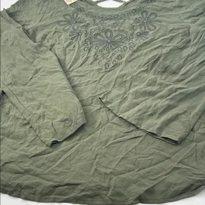 Faded Glory Sage Green Embroidered Blouse thumbnail 14