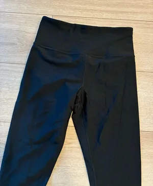 Athleta Women’s Elation Sheen Tight Leggings Black Size S thumbnail 1