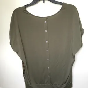 Faded Glory Olive and Burgundy Floral Blouse thumbnail 2