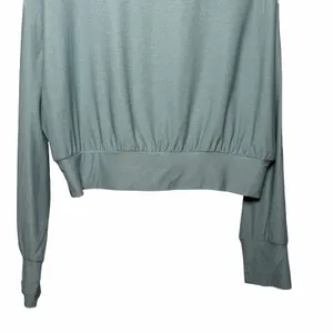 Old Navy Active Cloud94 Boat Neck Crop Top S Go-Dry Foggy Dew Thumbhole Athletic thumbnail 7