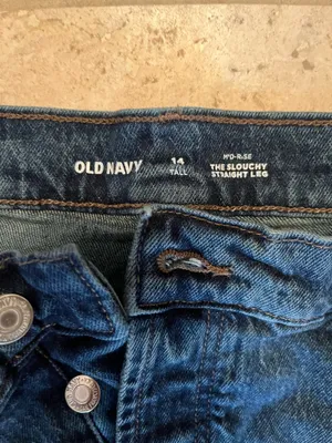 Old Navy Mid-Rise Jeans thumbnail 3
