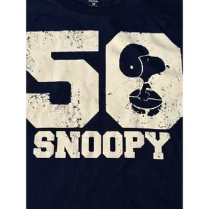 Peanuts Snoopy Navy Blue Graphic T-Shirt 50 Football Cropped Short Sleeves Sz M thumbnail 2