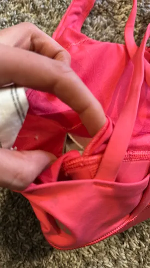 Lululemon Lipstick Sports Bra thumbnail 4