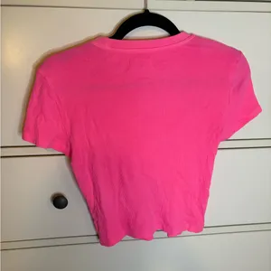 Aritzia TNA Chill Ortiz Cropped shirt thumbnail 3