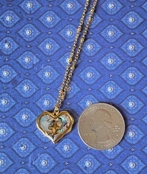 Handmade gold tone stainless steel heart sparkle shell necklace🐚⭐️🌀 thumbnail 9