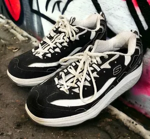 Skechers Size 9 Fitness Shapeups Y2K Black White Womens Sneakers‎ thumbnail 1