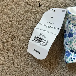 Ultra soft Blue and white Floral Racerback plunge Sports Bra never worn thumbnail 7