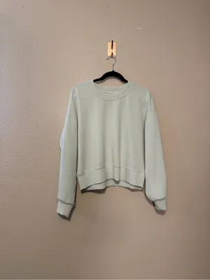 Lululemon Perfectly Oversized Cropped Crew Softstreme Size 6 thumbnail 3